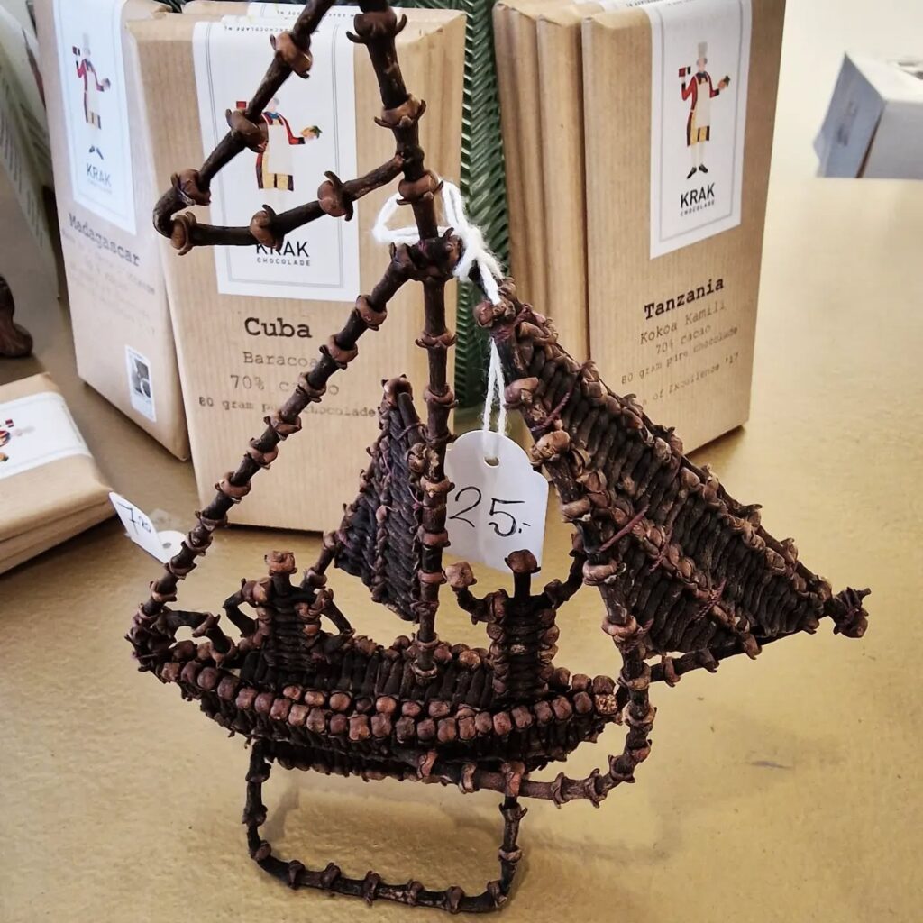 Seilskute laget av krydder hos Cacao & Spice