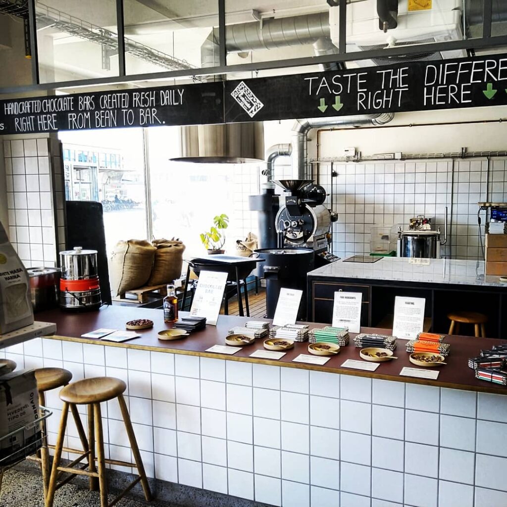 Disken med kakaorister og sjokolade hos Bean Geeks