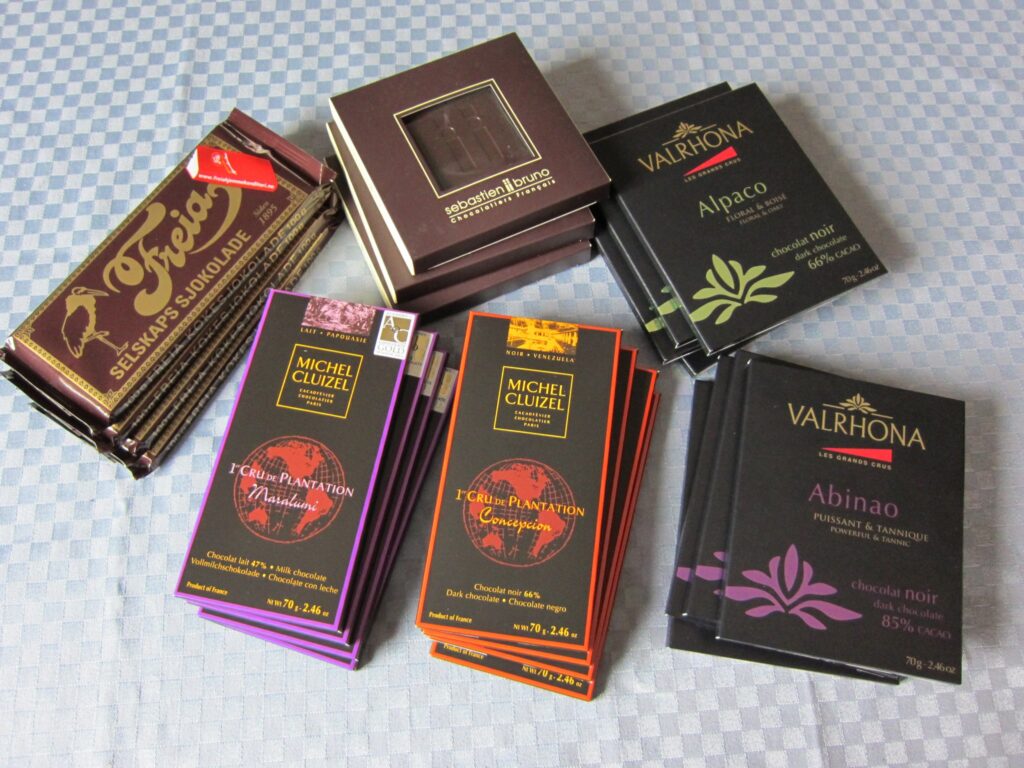 Sjokoladeplater fra Valrhona, Michel Cluizel og Freia klare til kurs